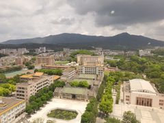 -旋转餐厅