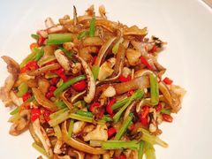 -艳阳天·非遗楚菜(武汉客厅店)