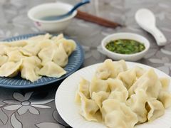 -爱的果实月嫂育婴师(世纪东方店)