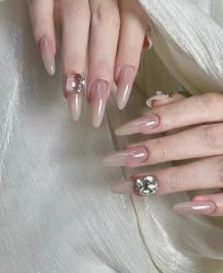 -UU·NAIL美甲美睫專門店