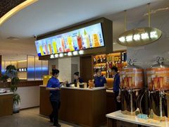 -正黄旗海鲜烧烤大排档(延安路总店)
