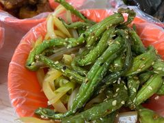 炒豆角-咱家王新国把子肉(县东巷店)