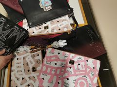 -MCM(比斯特上海购物村店)