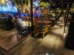 -临界音乐酒馆·小龙虾·江湖菜(华熙LIVE·鱼洞店)
