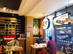 大堂-木屋烧烤(万德庄店)