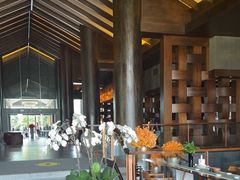 -时光吧·大堂吧·丽江和府洲际度假酒店