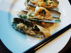 -大中华希尔顿酒店-念自助餐·嗨啤·小龙虾