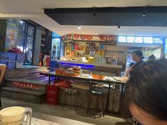 -顶峰夜宴·龙虾烧烤大排档(九江学院店)