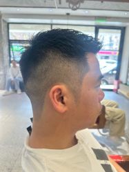 -PE SALON