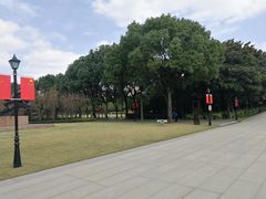 -上海市龙华烈士陵园