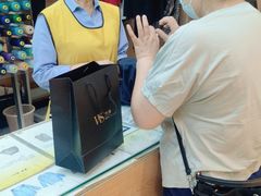 -福奈特洗衣·洗鞋·奢侈品护理(武汉国际广场店)