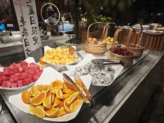 -飨食汇全日制餐厅·昆山皇冠假日酒店(九方店)