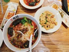 -湘人龙记老长沙米粉(鸟巢店)
