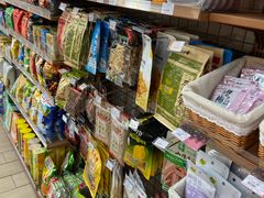 -全家便利店(宜山路站店)