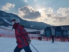 -鳌山滑雪度假区
