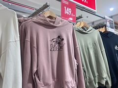 -优衣库(上海金桥国际商业广场店)