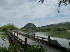 -星湖旅游景区七星岩