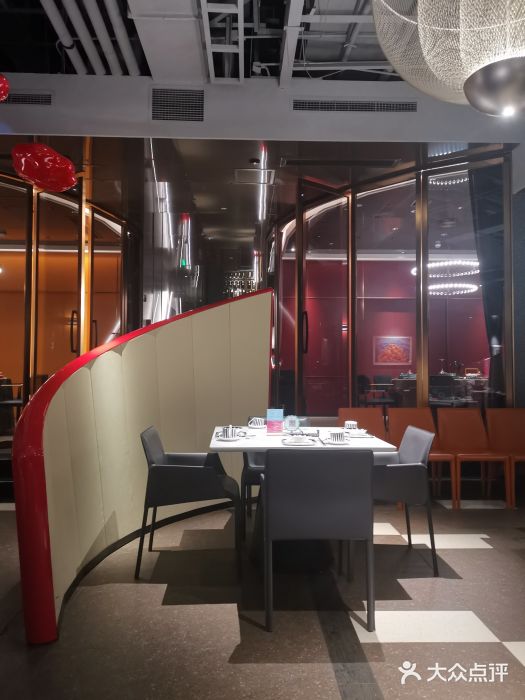 上上瓷·艺境川菜(IFS旗舰店)大堂图片