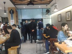 大堂-天天鲜面馆(衡山路店)