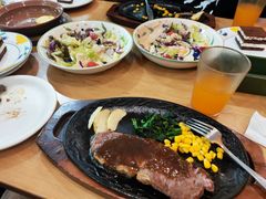 西冷牛排配黑胡椒酱-萨莉亚意式餐厅(石鼓路店)