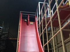 -嘿哟动霸CHUA·新潮玩运动娱乐中心·蹦床滑冰团建乐园