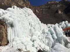 -大平台龙居瀑布旅游区
