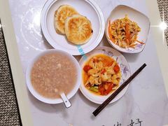 -爱月宝月嫂·育儿嫂