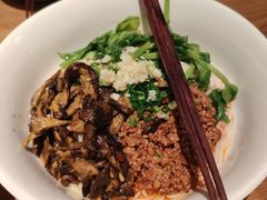 -一坐一忘云南菜(三里屯店)