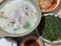 -叁煨蹄花·下饭盐帮菜(人民广场店)