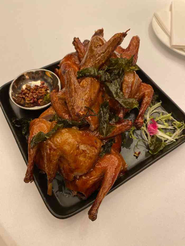 花醉法式川菜音乐餐厅-"传统菜吃腻了,这家属于创意菜,川菜吃出了.