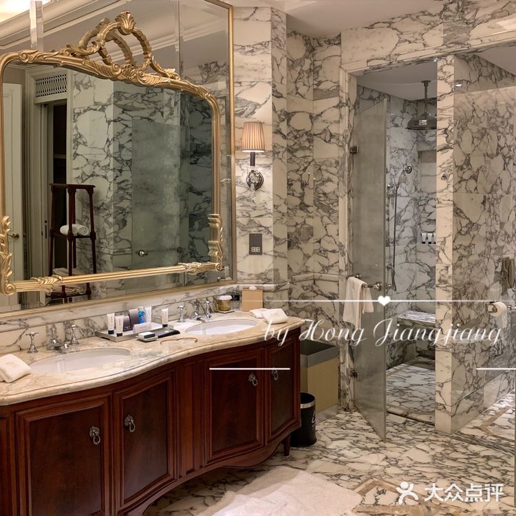 华尔道夫｜2.外滩总会套房