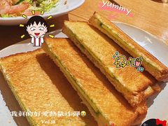 咖椰吐司-HELLO 27 意面·沙拉·帕尼尼