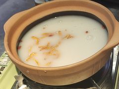 -楼上大排档·顺德菜·粥水·鱼生(苗栗路店)