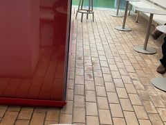 -UNI UNI(环亚凯瑟琳店)