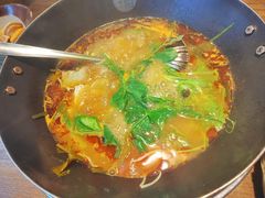 -贵厨酸汤牛肉(小十字店)