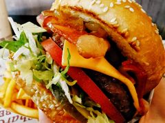 -The Habit Burger Grill 哈比特汉堡(世博店)