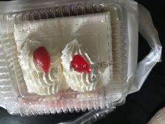 -红宝石·鲜奶小方(长阳店)