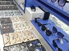 -美式眼镜·授权蔡司.依视路.尼康.豪雅.明月(南翔印象城店)