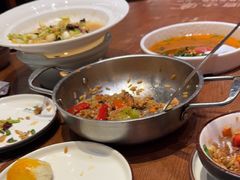 -老滇山寨•云南特色菜•地方菜•民族风情歌舞表演(金碧店)