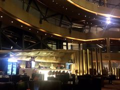 -上海滴水湖皇冠假日酒店