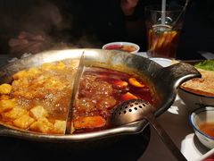 -九鼎轩脆毛肚火锅(南京东路店)