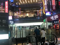 -徐汇日月光地下停车场