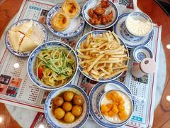 -捷信牛奶甜品世家(学府店)