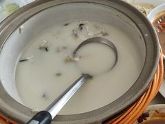 -天乐农家鱼头王(天目湖店)