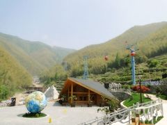 -浙东第一尖雪山欢乐谷