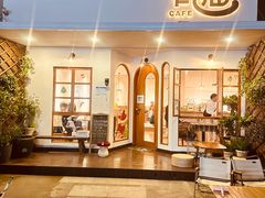 -有猫主题·治愈系猫咖(曾厝垵店)