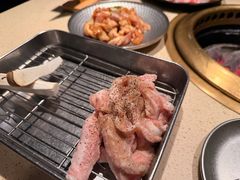 -蚂蚁洞·烤肉大营地(上海静安大悦城店)