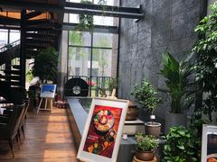 露天位-泓0871臻选云南菜·味庄