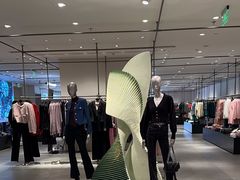 -URBAN REVIVO(欢乐海岸购物中心店)