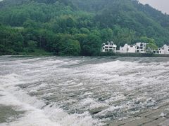 -渔梁坝